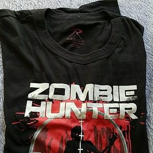 🦆 XL Zombie Hunter Shirt ZPC ☘️